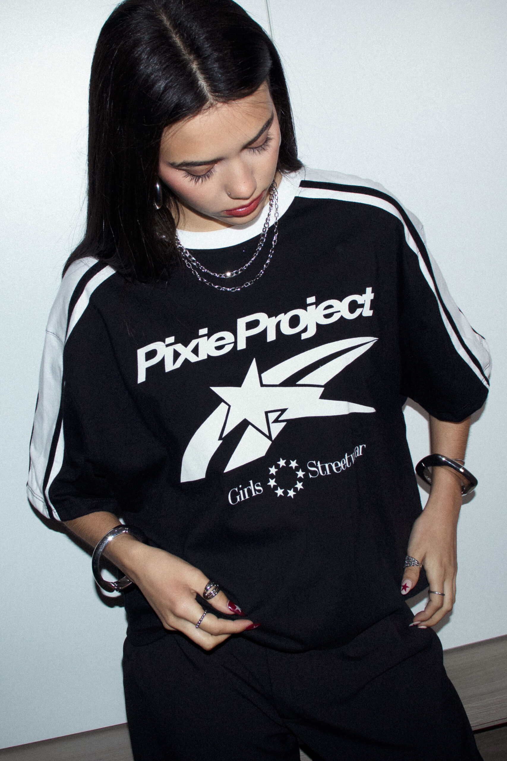 Boxy Fit Pixie Proyect - Negro