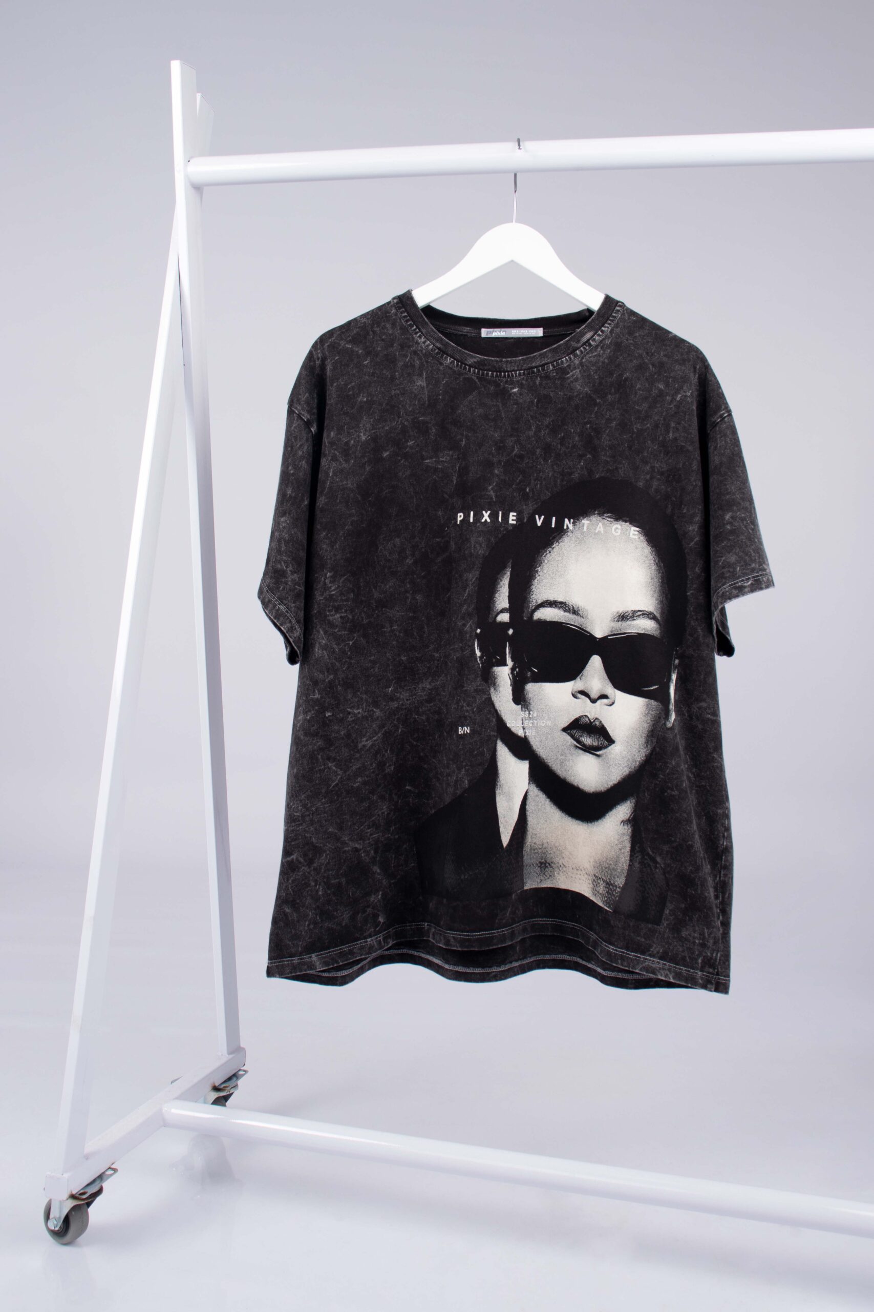 Polo Oversize - Rihanna - Imagen 4